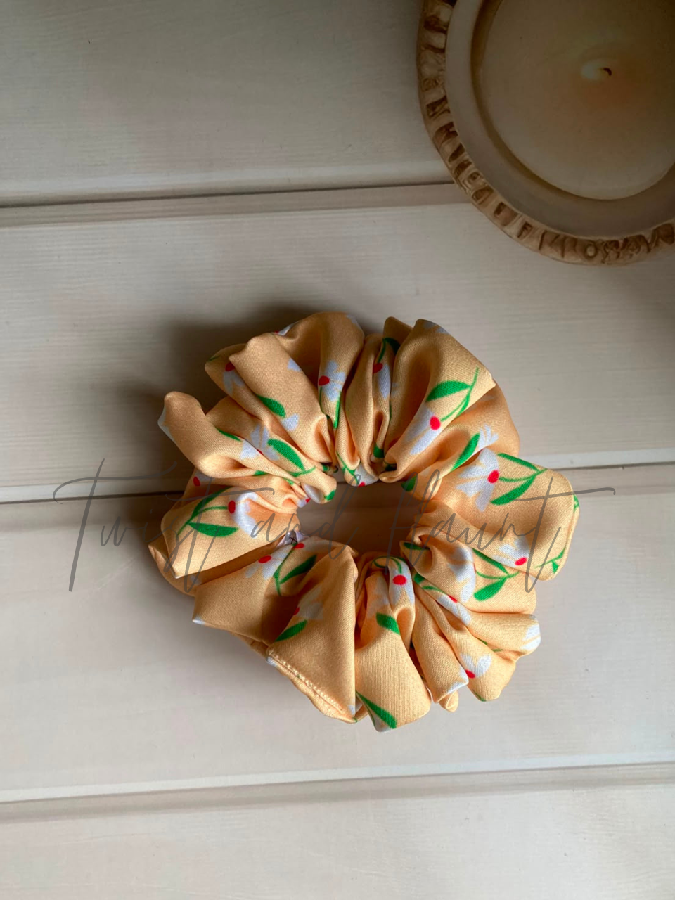 Buttercup Bloom Printed Satin Scrunchies