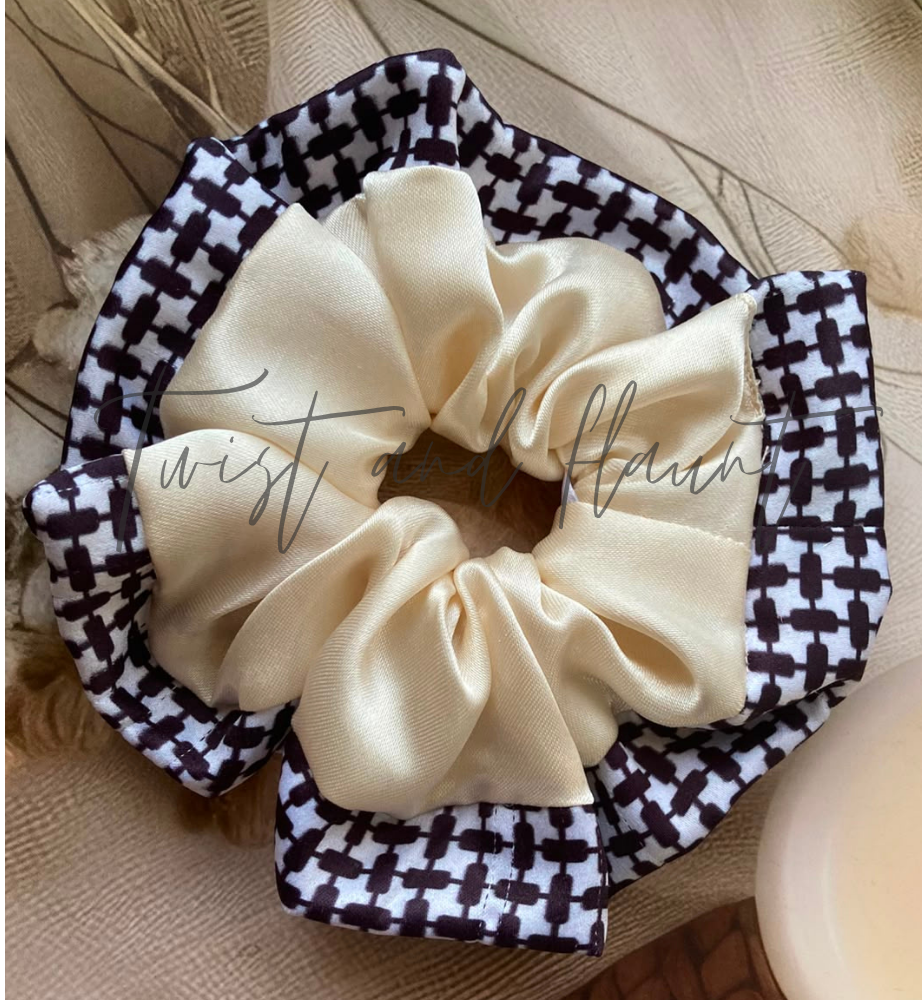 Checker Bloom Ivory Satin Scrunchies