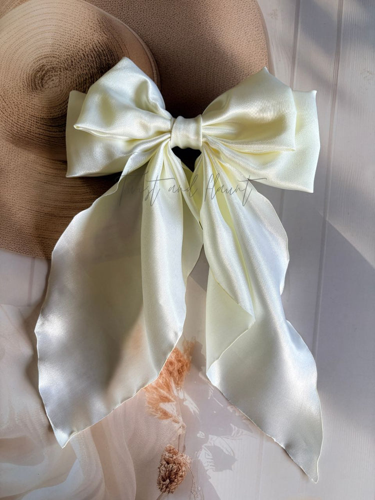 Long Tail Bows