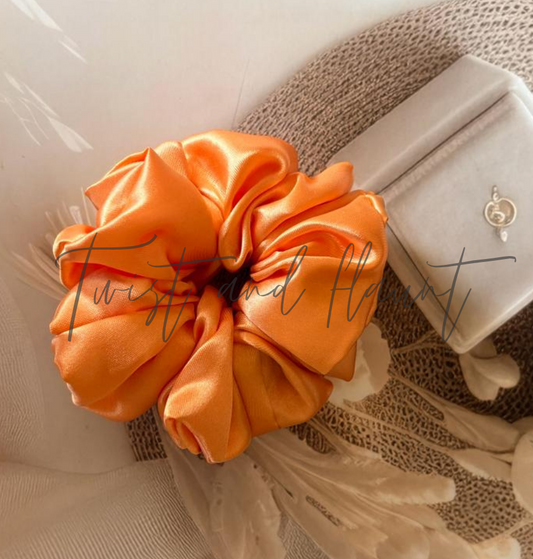 Marigold Glow Simply Satin Scrunchies