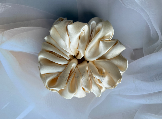 Pearl Cream Simply Satin Scrunchie