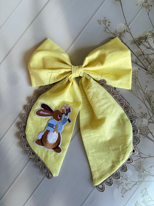 Lemonade Stitch Embroidered Bow Clip
